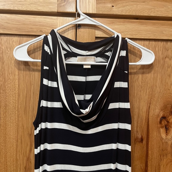 Michael Kors MAXI DRESS SIZE M Medium Black and White Striped Cowl Neck - Picture 2 of 6